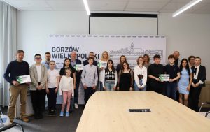 Read more about the article III miejsce w Eko-Rywalizacji Szkolnej „Łapiemy energię”