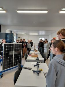 Read more about the article Uczniowie i wychowawcy na konferencji „Odnawialne źródła energii – stan i perspektywy rozwoju”