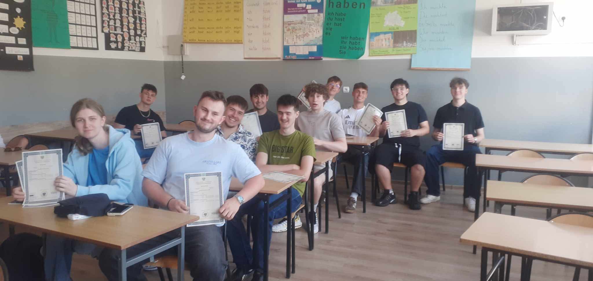 Read more about the article Rozdanie świadectw maturalnych