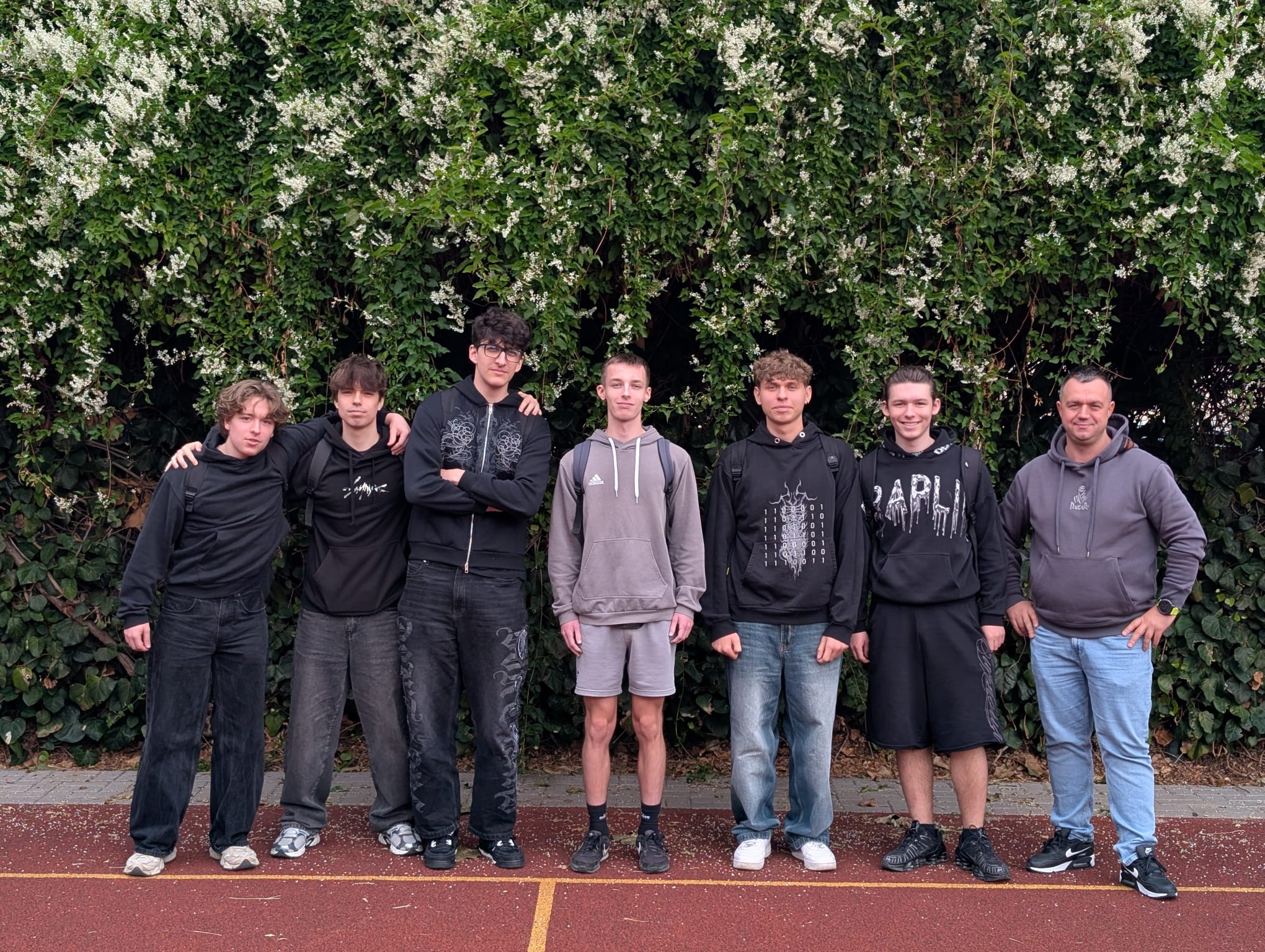 Read more about the article CHARYTATYWNY ELEKTRYCZNY TURNIEJ E-SPORTOWY Counter-Strike 2